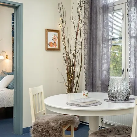 Sleep Beauty Hostel *